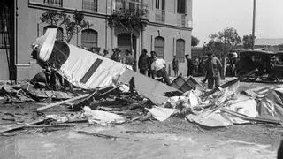 Así fue el accidente aéreo en el Poblenou en 1925: Barcelona lo recuerda 100 años después