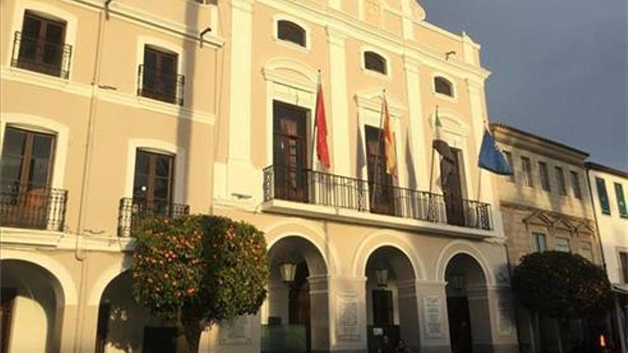 El Ayuntamiento de Mérida suspende las actividades en los centros de mayores