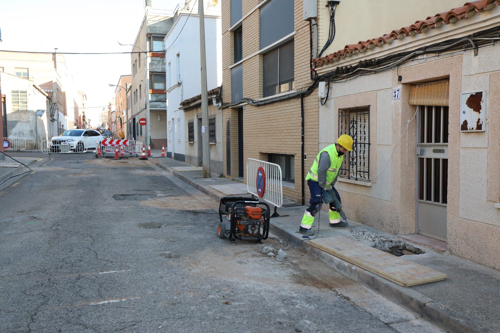 FOTOGALERÍA | Obras en la calle Osa Mayor de Zaragoza