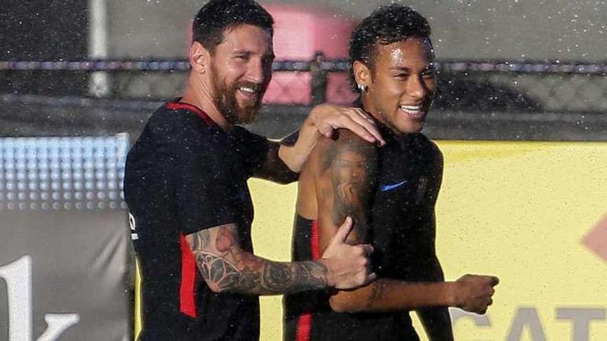 Messi y Neymar, en un entrenamiento en Miami. // Efe