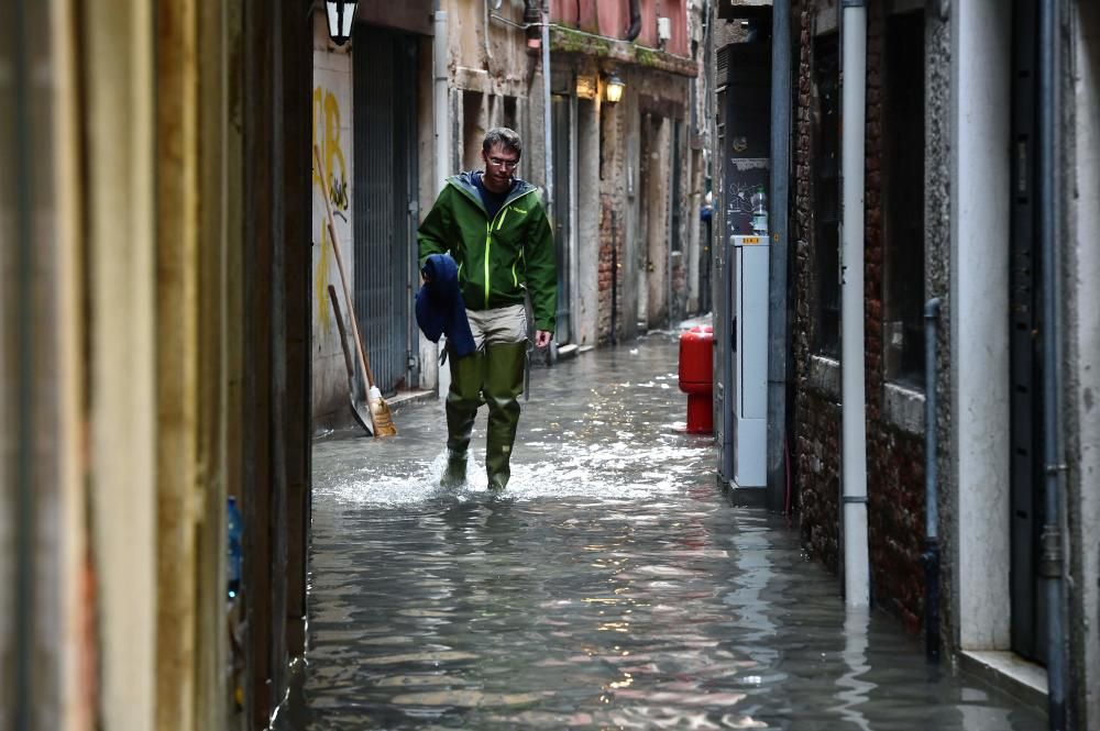 Venecia inundada por el ''acqua alta''