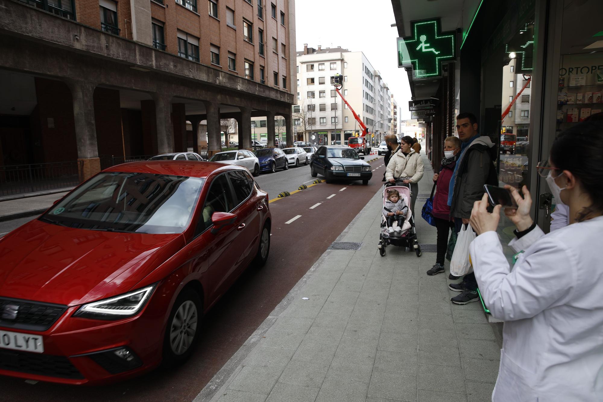 En imágenes: problemas de circulación en La Calzada