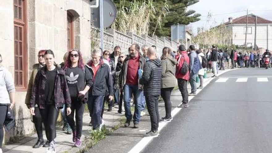 La caminata por el trazado del &quot;Camiño Real&quot; del domingo. // G.N.