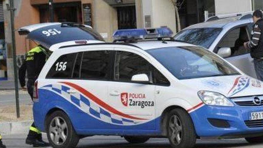 Detienen a un hombre en Zaragoza por agredir a su pareja en la calle