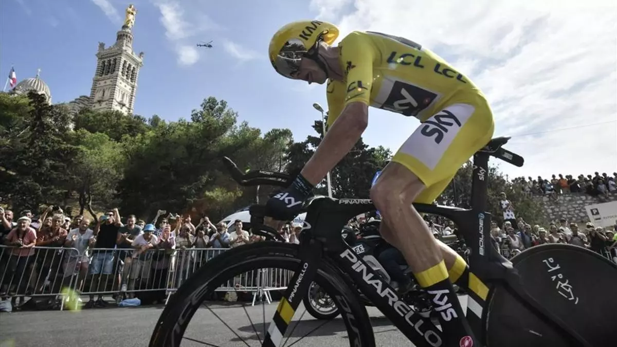 Froome gana el Tour y Landa se queda fuera del podio por un segundo