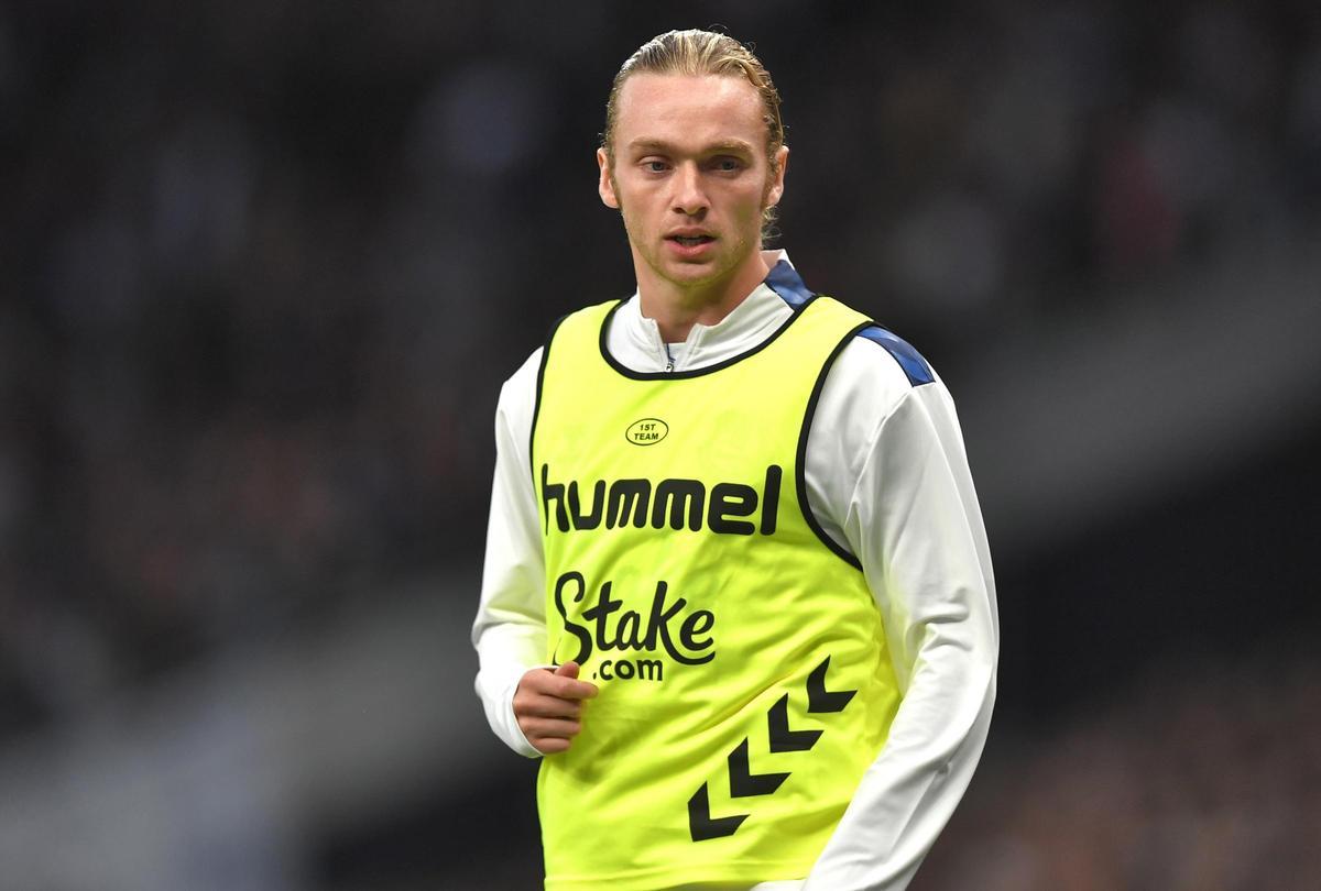Tom Davies (Everton) Tom Davies (Everton)