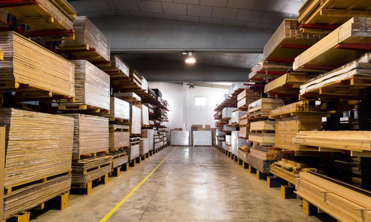 Un gran ‘stock’ en el almacén de la empresa. |