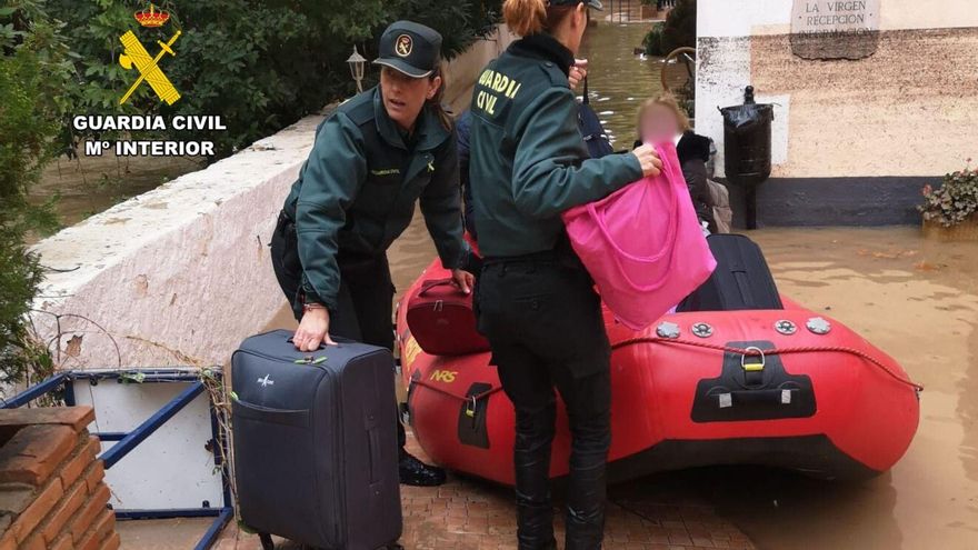 Segundo día de DANA en Aragón: &quot;Los bomberos tuvieron que sacar a mi mujer y a mis hijas por la ventana&quot;