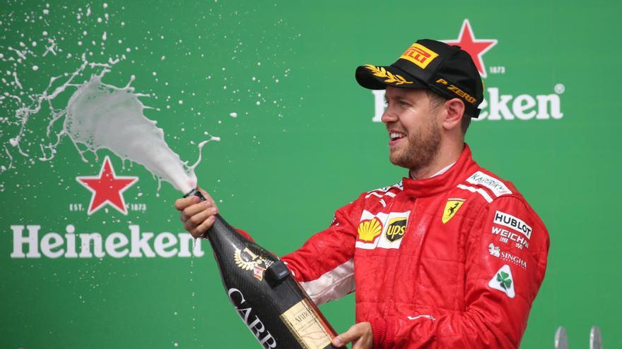 Vettel recupera el liderat al Canadà i Alonso repeteix abandonament