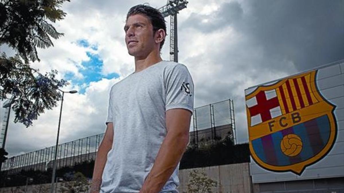 Jonathan Soriano, el pichichi de Segunda A, en la ciudad deportiva del Barça en Sant Joan Despí.