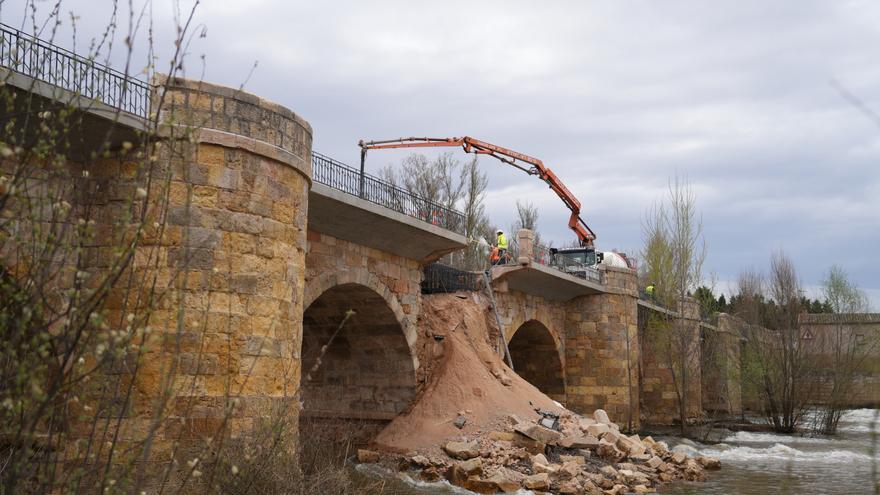El derrumbe de un puente medieval &#039;aísla&#039; a una comarca de Soria: &quot;Hemos vuelto al siglo XIX&quot;