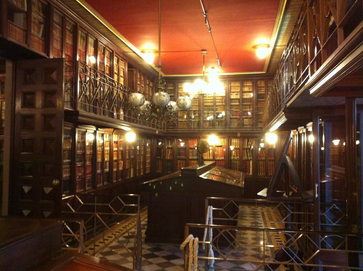 Biblioteca Arús