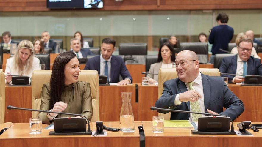 El consejero de Agricultura de Vox se estrena en la Asamblea: 