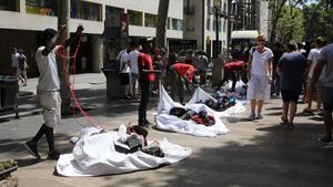 Manteros en la Rambla, el pasado agosto.