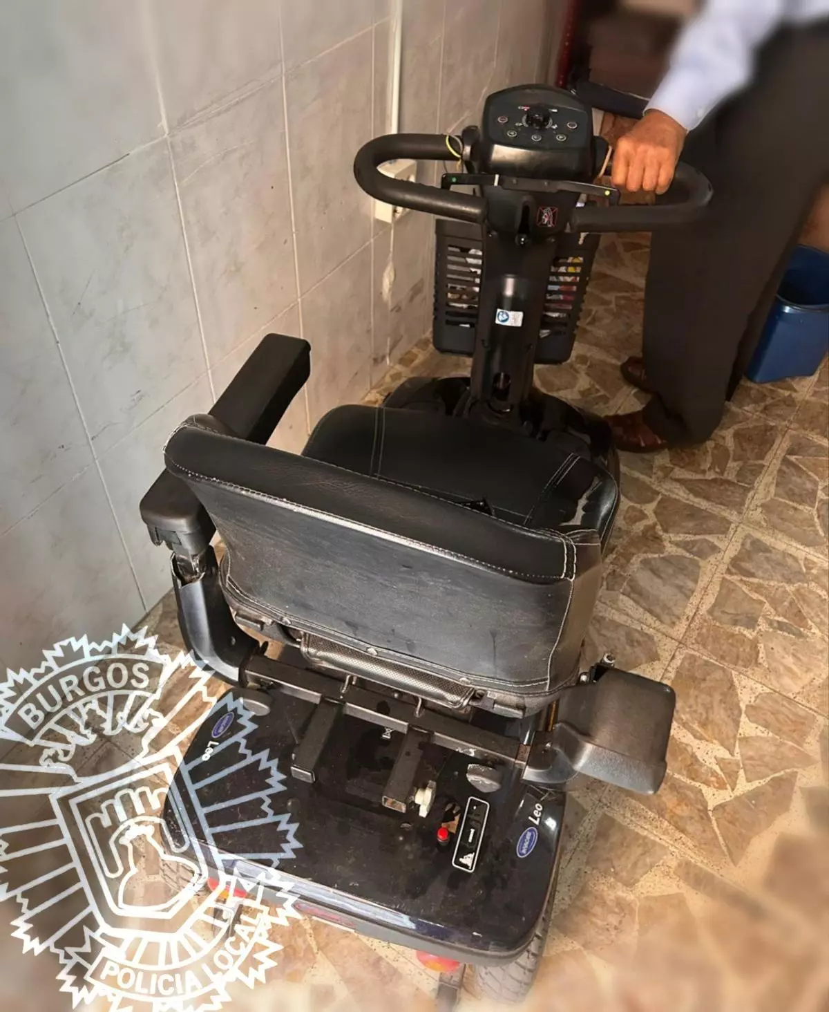 Detienen a un varón de 45 años por robar una silla eléctrica de una persona con movilidad reducida