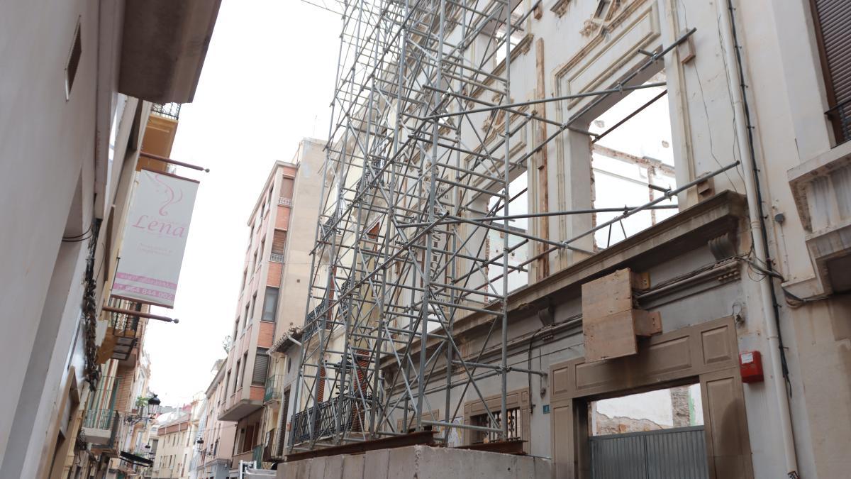 El futuro Centro de Envejecimiento Activo, en la calle Antonio Maura de Castelló.