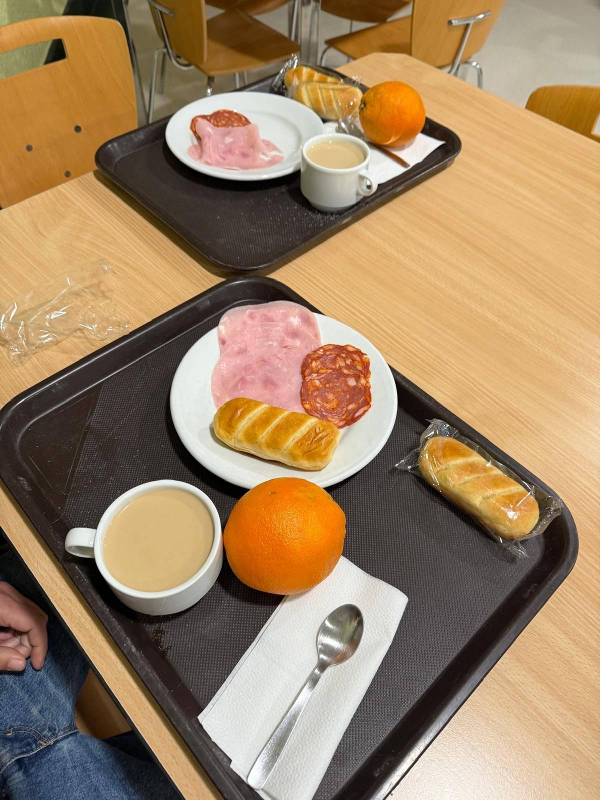 Los primeros desayunos.