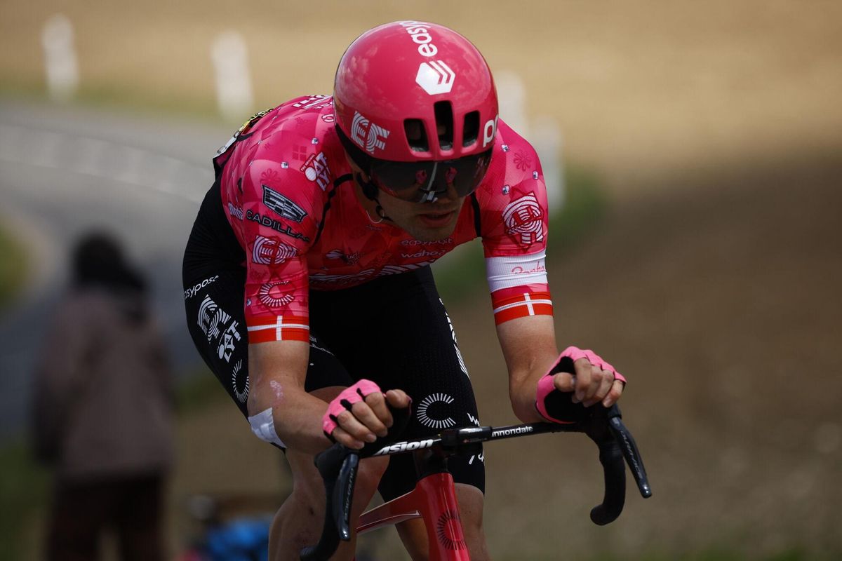 (France), 08/07/2025.- Danish rider Kasper Asgreen of EF Education - EasyPost team in action during the 4th stage of the Tour de France cycling race over 174.2km from Amiens to Rouen, France, 08 July 2025. (Ciclismo, Francia) EFE/EPA/MARTIN DIVISEK