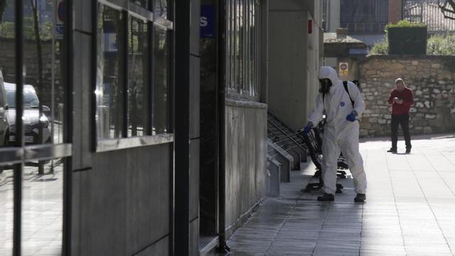 Salud, optimista ante el cese de nuevos focos en personal sanitario y geriátrico
