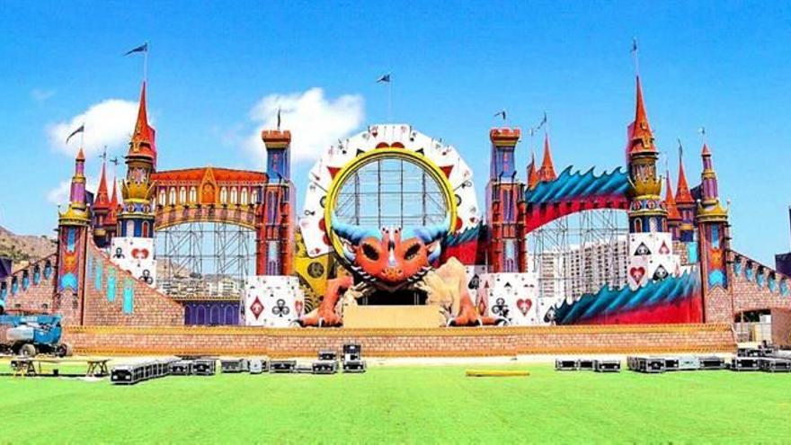 El escenario del Medusa Festival está listo para cinco días de música en Cullera.