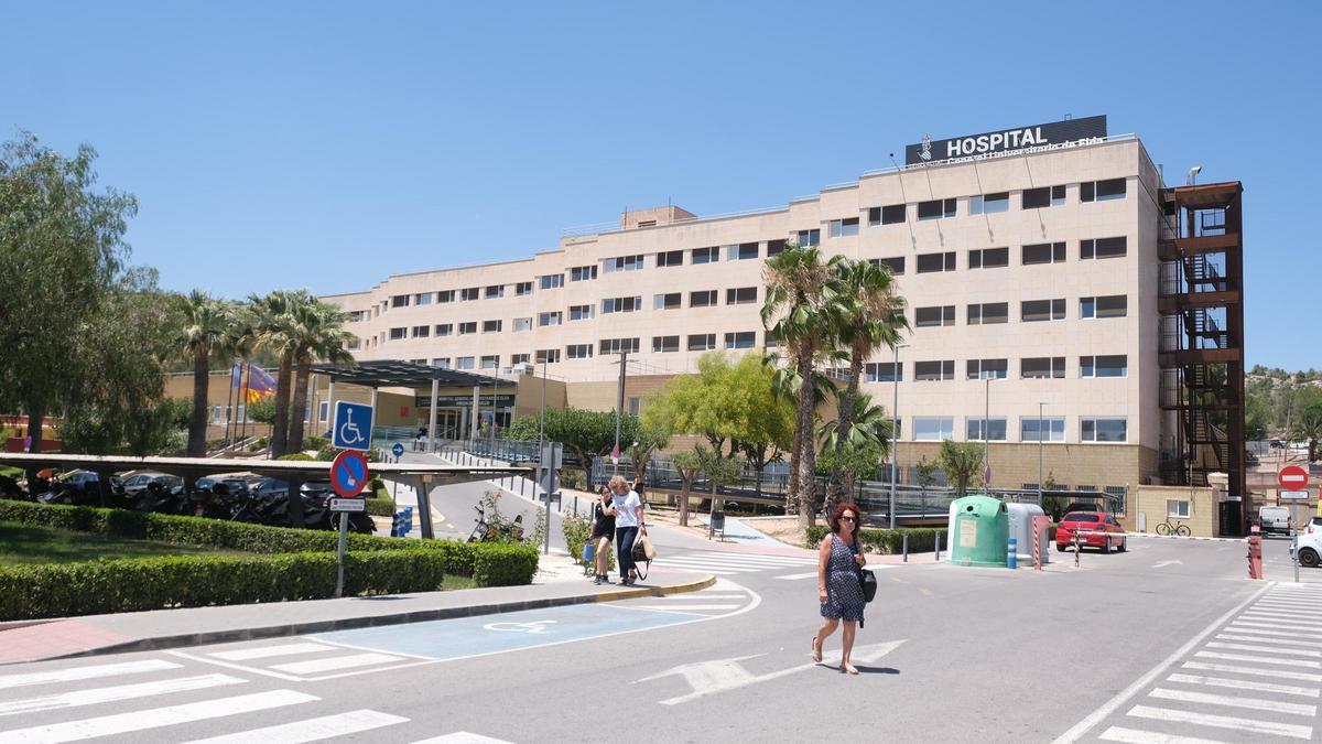 El Hospital de Elda, en una imagen de este verano.