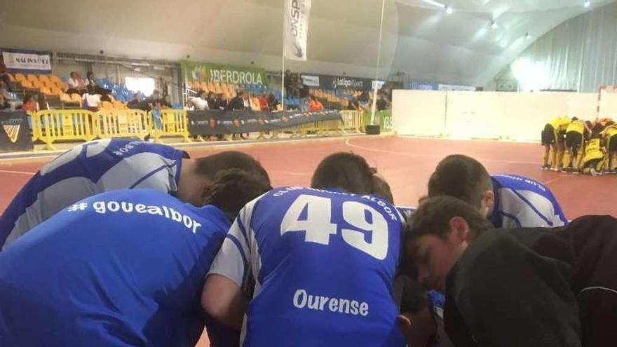 Los infantiles, antes de su partido en tierras levantinas. // FdV