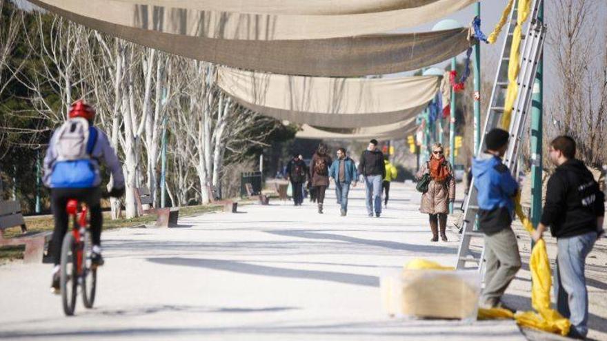 La FABZ logra cerrar el puente de Piedra para la Cincomarzada