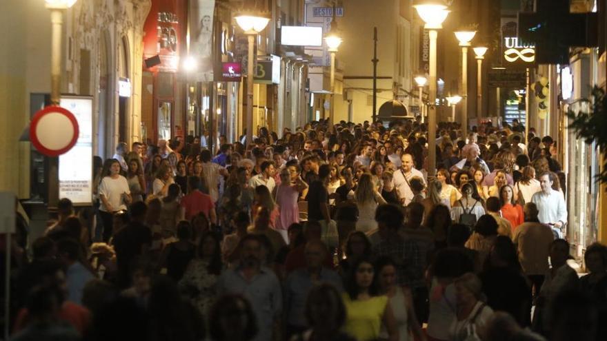 Córdoba se echa a la calle otra noche para ‘chopinear’