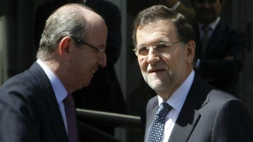 Rajoy: "He visto al Rey con muchas ganas de recuperarse"