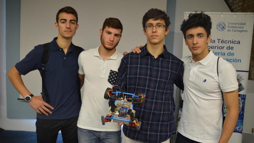 Estudiantes de ESO y Bachillerato crean vehículos y aplicaciones de seguridad