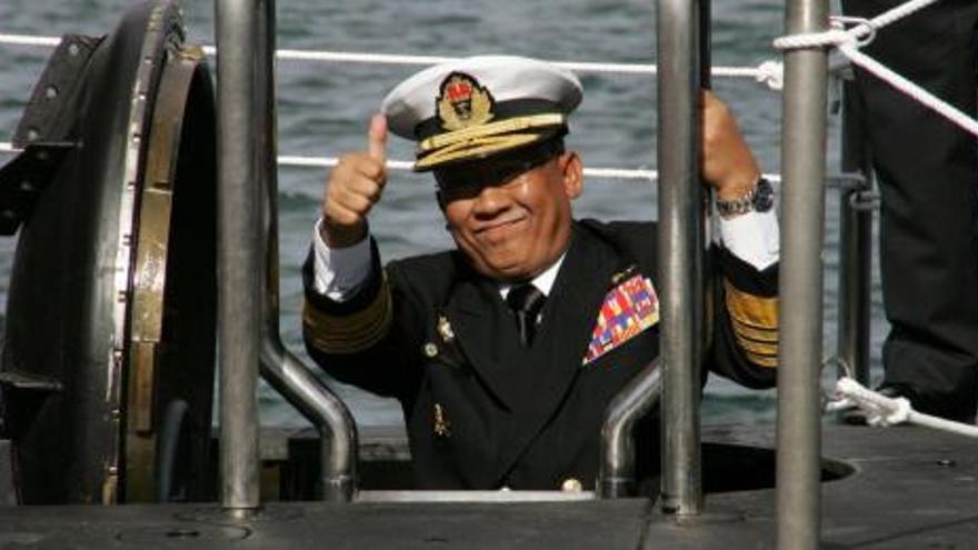 Gesto del Jefe de la Marina del país asiático.