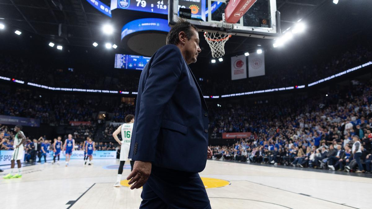 Efes y PAO se la jugarán tamién en el quinto partido