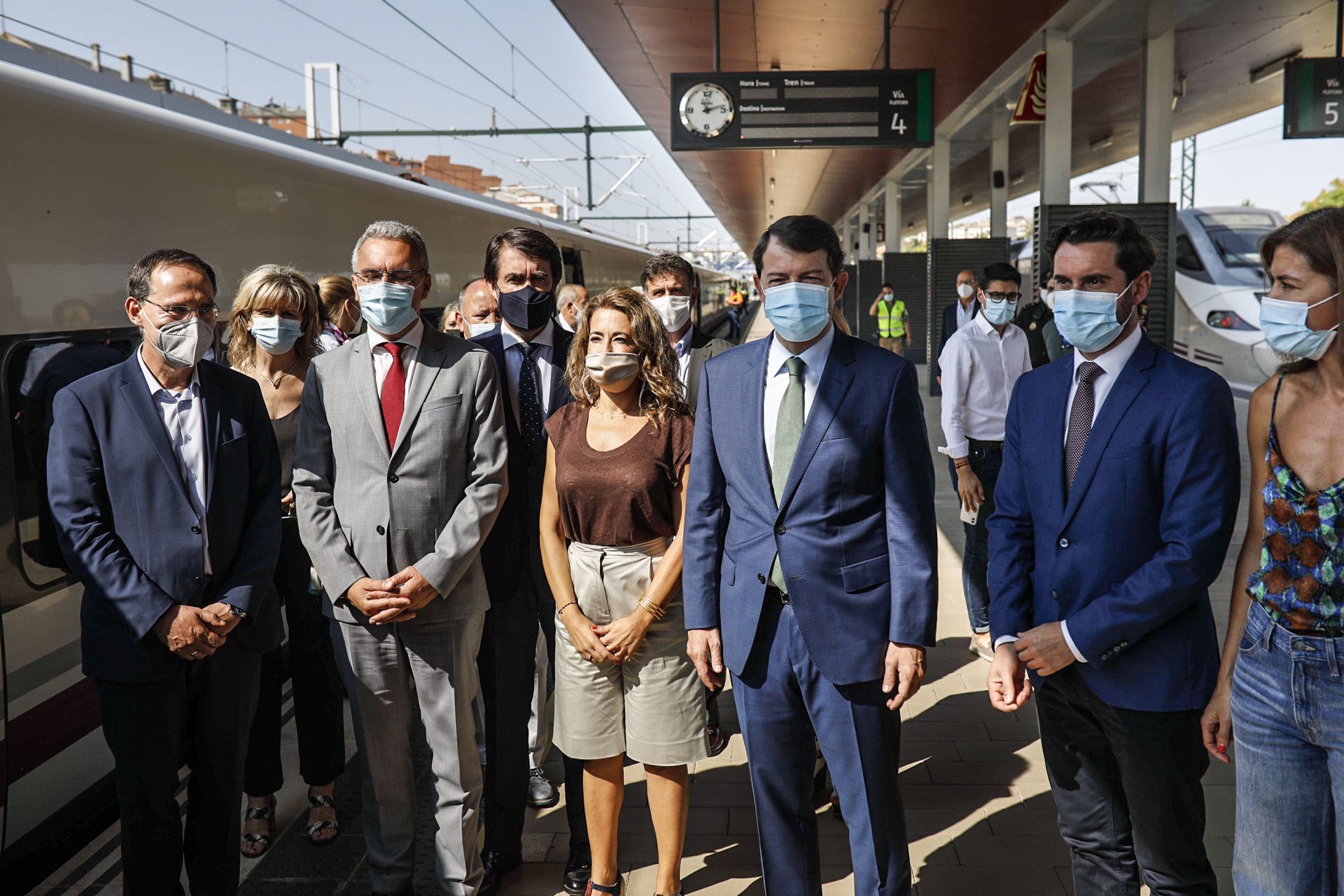 GALERÍA | Así ha sido en imágenes la inauguración de la estación del AVE en Otero de Sanabria