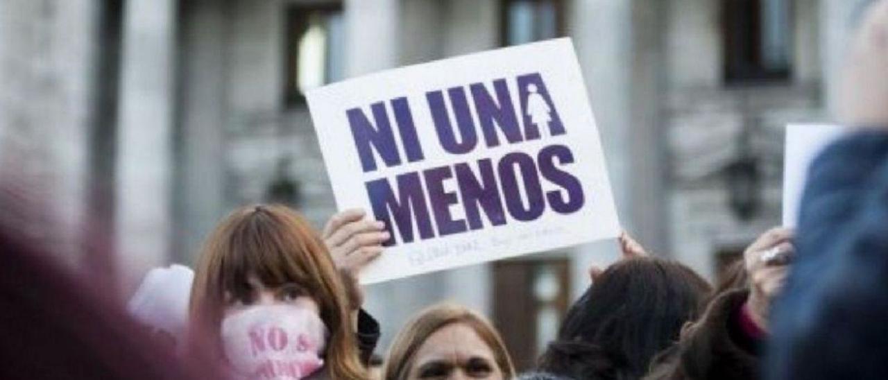 Participantes en una manifestación contra la violencia machista. |  // EFE