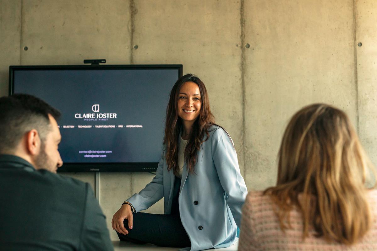 Claire Joster advierte de la brecha en “sostenibilidad humana”