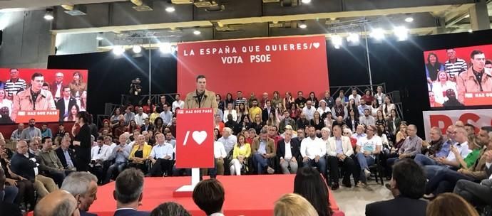 Pedro Sánchez, en el mitin del PSOE Canarias en el Gran Canaria Arenas
