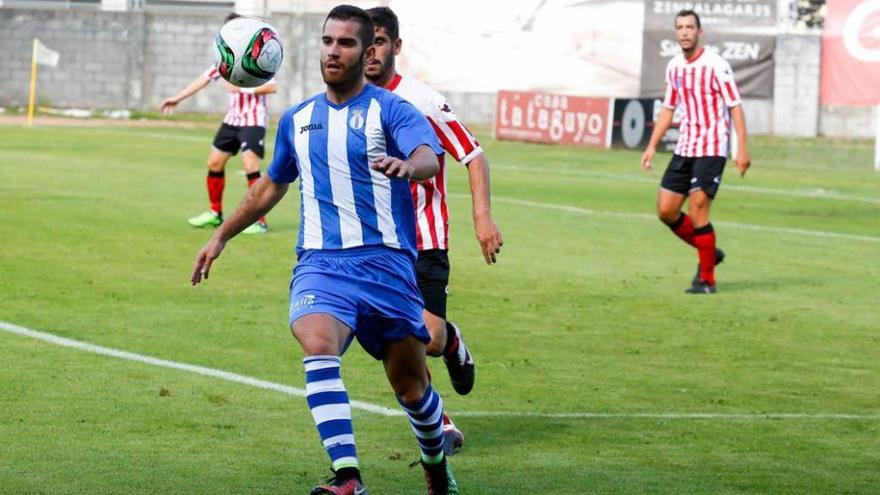 Marcos Torres no se recuperó y será baja esta tarde ante el Tineo.