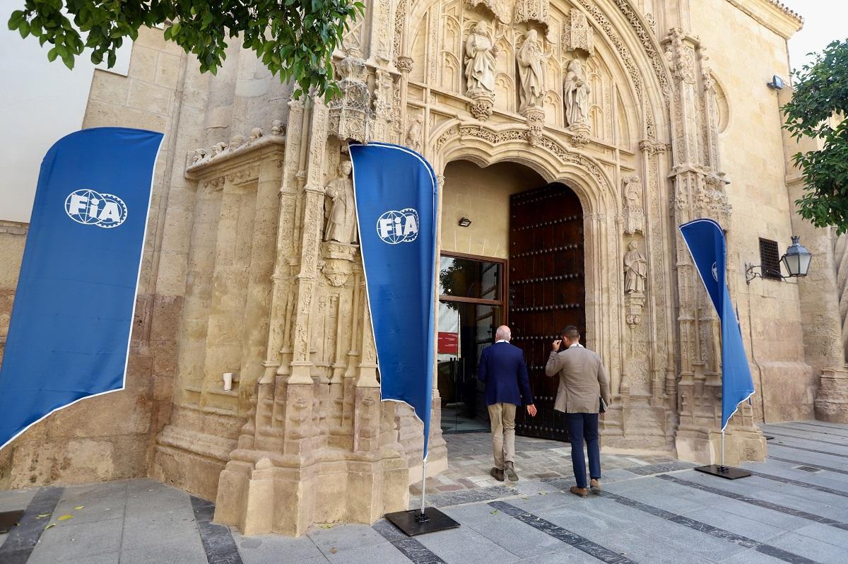 Entrada al Palacio de Congresos de Córdoba durante la celebración, recientemente, de la asamblea mundial de la FIA.