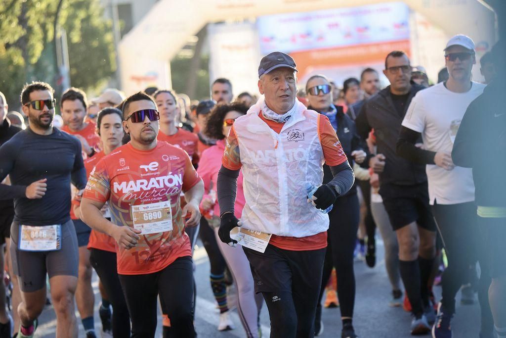 Las mejores imágenes de la TotalEnergies Maratón Murcia Costa Cálida