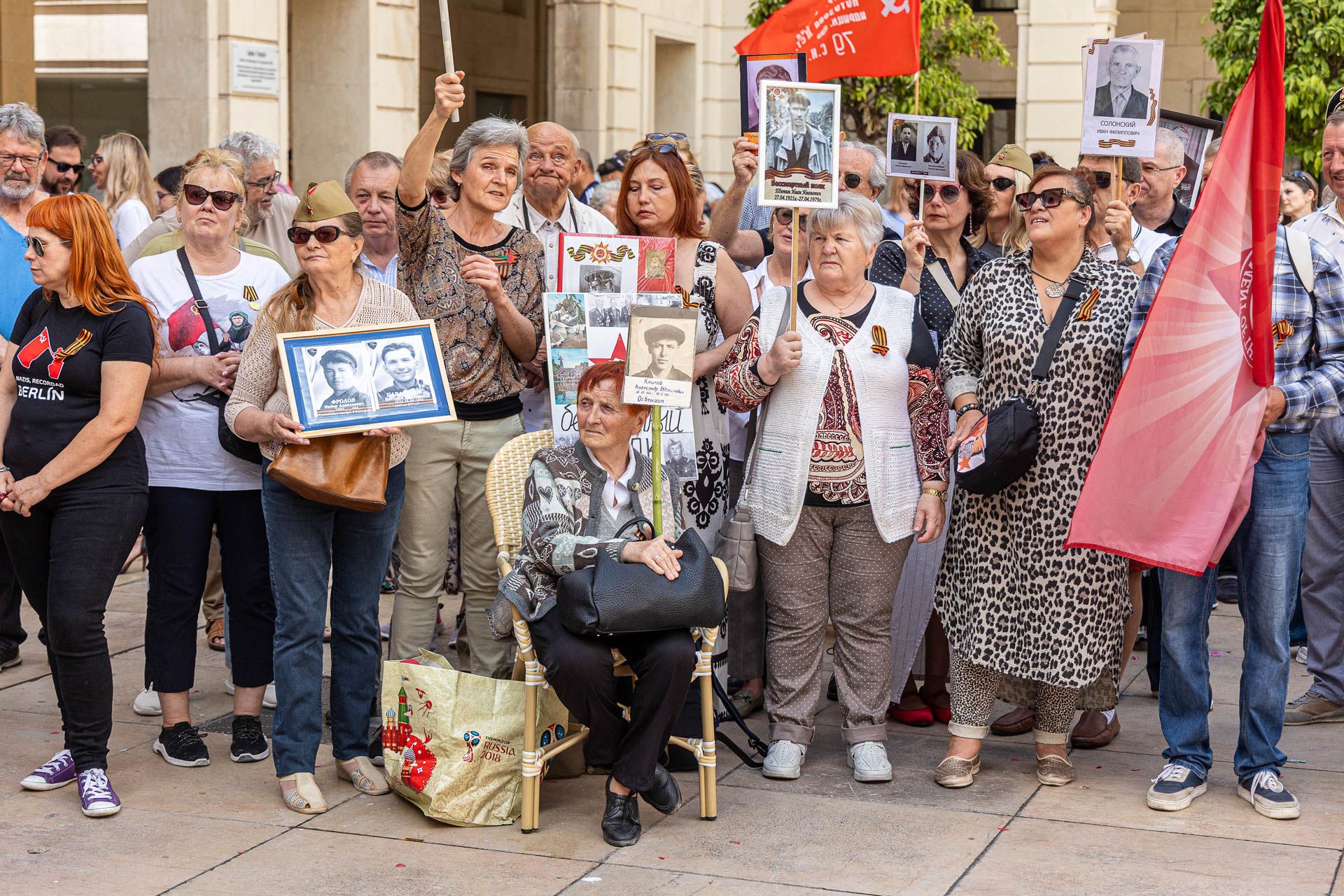 El acto conmemorativo del Día de Europa se solapa con el acto de la Casa de Rusia