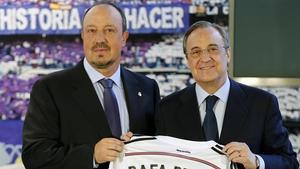 Benítez y Florentino en la presentación del técnico madrileño en el Bernabéu.