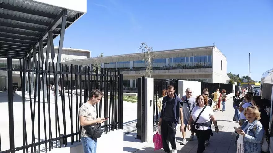 El nuevo colegio de Nuevo Roces, un impulso más para el barrio que ya mira al futuro: “Lo siguiente es el instituto”