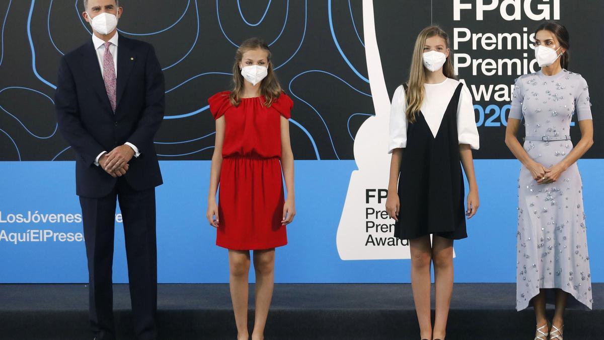 La familia real durante un acto del Premio de la Fundación Princesa de Girona (FPdGi).