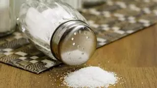 Ocho de cada diez valencianos toman más sal de la recomendada, ¿eres uno de ellos?