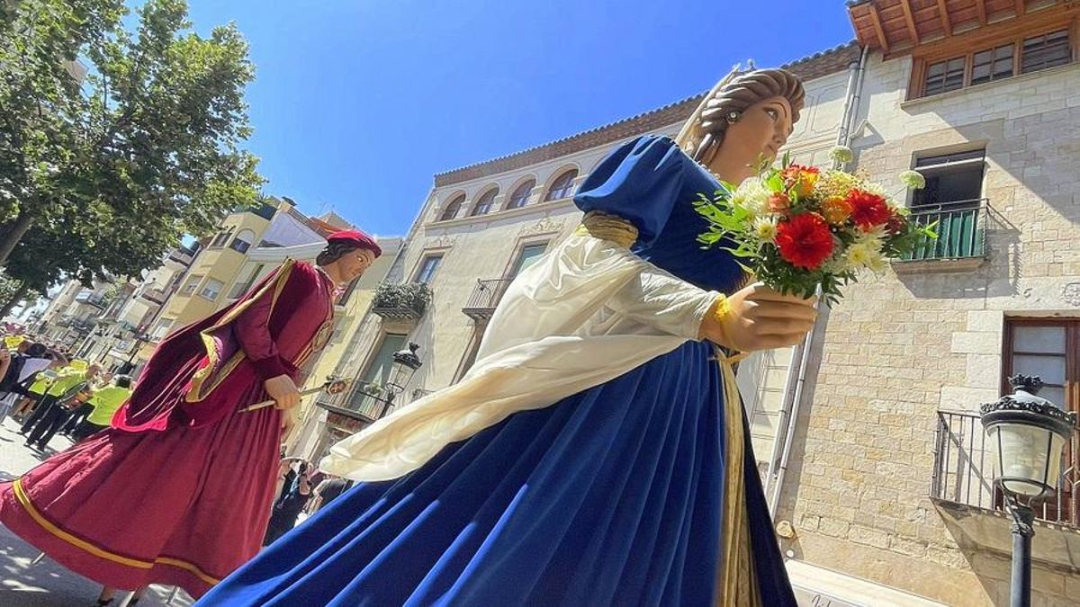 Gegants durant la Festa Major avui al matí.