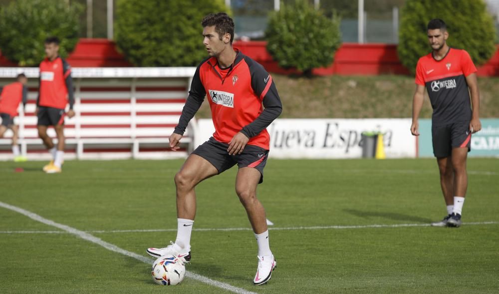 Entrenamiento del Sporting en Mareo.