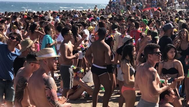 Carnaval de Maspalomas 2017: Fiesta de Carnaval en Playa del Inglés y Entierro de la Sardina
