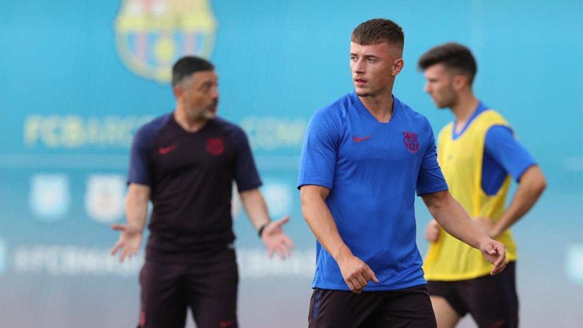 Mike van Beijnen deja el Barça B sin haber podido debutar