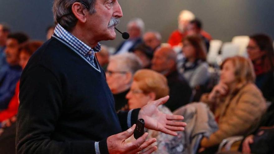 Kalyan Recio, durante la charla que ofreció ayer.