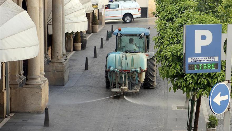 El Consistorio de Montilla mantiene las labores de desinfección en el casco urbano